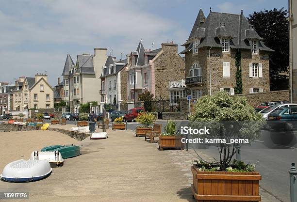 Sonnigen Promenade Stockfoto und mehr Bilder von Ille-et-Vilaine - Ille-et-Vilaine, Saint-Malo, Asphalt