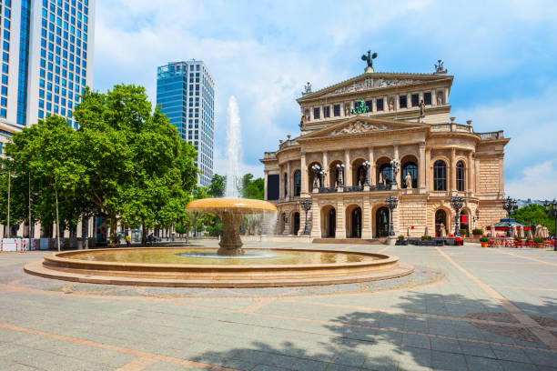 old opera o alte oper, francoforte - fountain house residential structure home interior foto e immagini stock