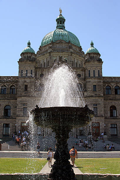 istock Victoria Parliament Fountain 115918784