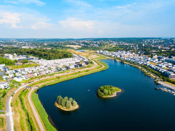 phoenix see lake in dortmund - germany reservoir water tree imagens e fotografias de stock