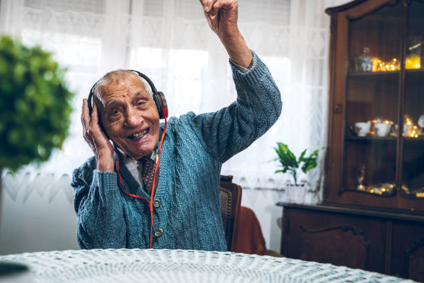 istock Enjoying The Groove 1159199095