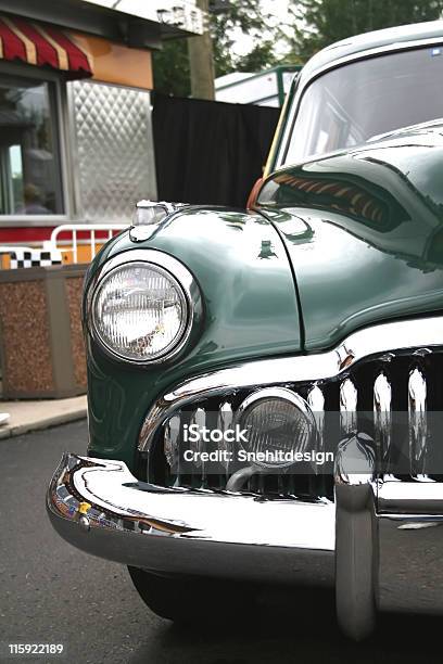グリーンクラシックカー - 自動車のストックフォトや画像を多数ご用意 - 自動車, 1940年, ドライブインレストラン