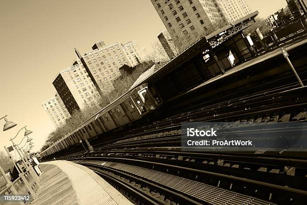 Bronx 地下鉄駅 - ブロンクスのストックフォトや画像を多数ご用意 - ブロンクス, カラー画像, 人物なし