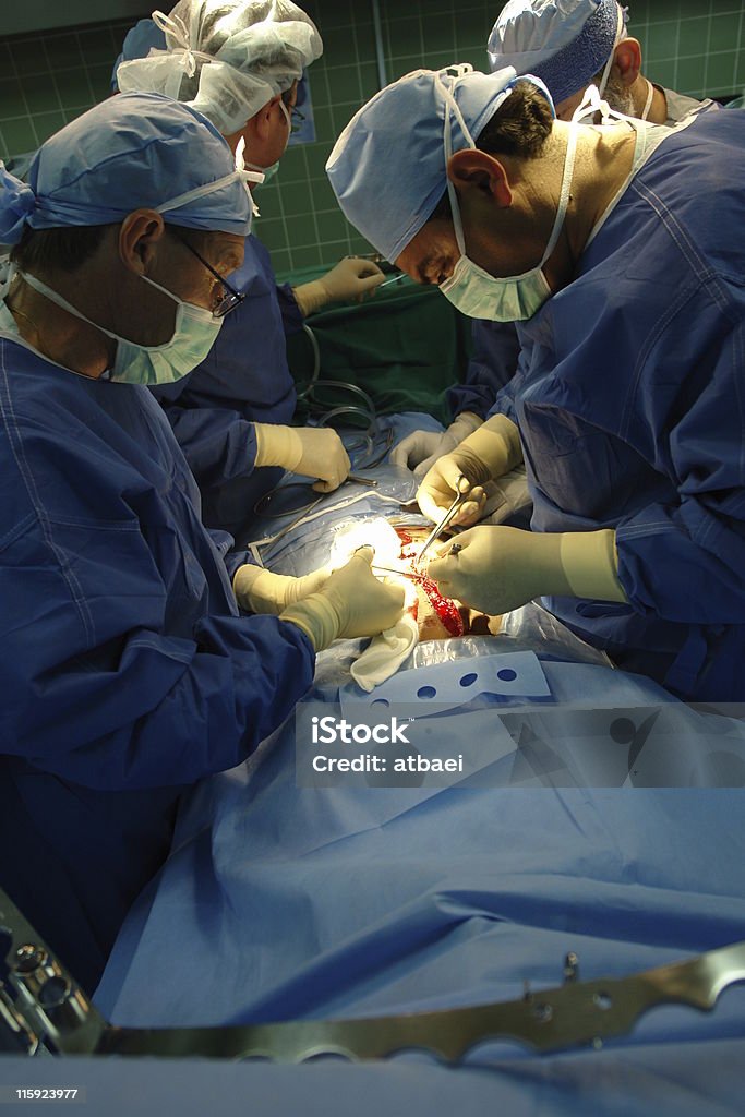 Cirurgiões - Foto de stock de Abrindo royalty-free