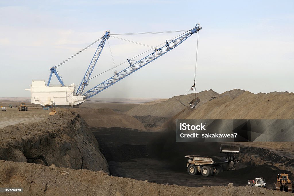 Strip et de charbon de la Mine de Drag ligne de chargement - Photo de Dakota du Nord libre de droits