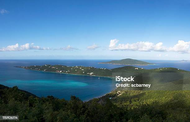 Magens Bay Beachisole Vergini Americane - Fotografie stock e altre immagini di Saint Thomas - Isole Vergini - Saint Thomas - Isole Vergini, Spiaggia, Viaggio di nozze