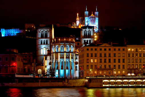Lyon is turned into a live public art show with its annual festival of light at December 8th.. With its principal buildings in the spotlight,  the Fourviere Hill is revealed.
