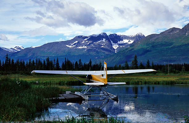 transport en hydravion - travel nature rural scene outdoors photos et images de collection