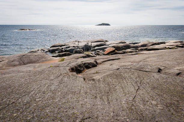 midsummer nas ilhas aland - stockholm archipelago sweden stockholm island - fotografias e filmes do acervo