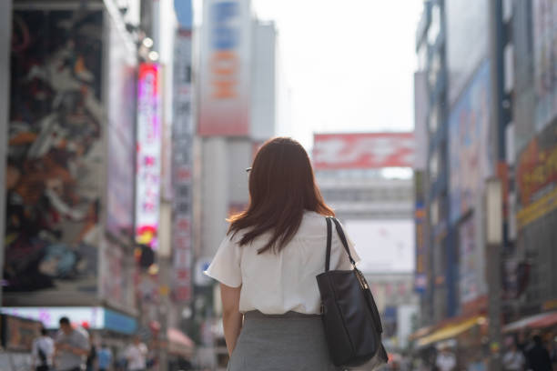 istock Geeky woman 1159378294