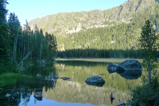 istock Snow Lakes, The Enchantment Lakes Trail 1159390799