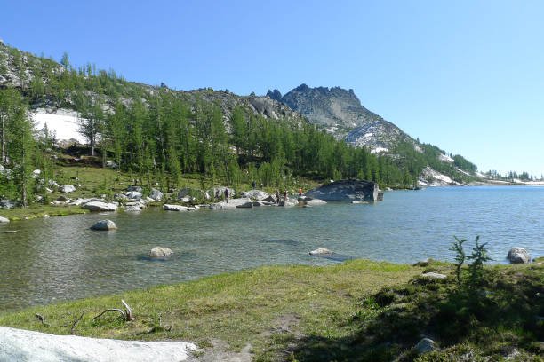 istock Summer The Enchantment Lakes Trail 1159390908