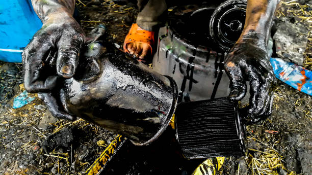 istock Crude Oil, Hand, Occupation, Mechanic, Engine 1159391537