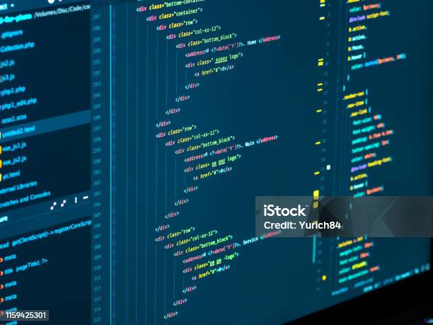 Coding Close Up Di Layar Pemisahan Html Dan Css Di Editor Kode ...