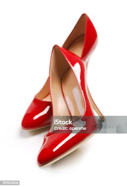 Feminino Sapatos De Couro Vermelho - Fotografias de stock e mais imagens de Acessório - Acessório, Elegância, Feminilidade