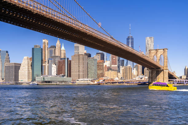 istock Brooklyn bridge New York 1159428929