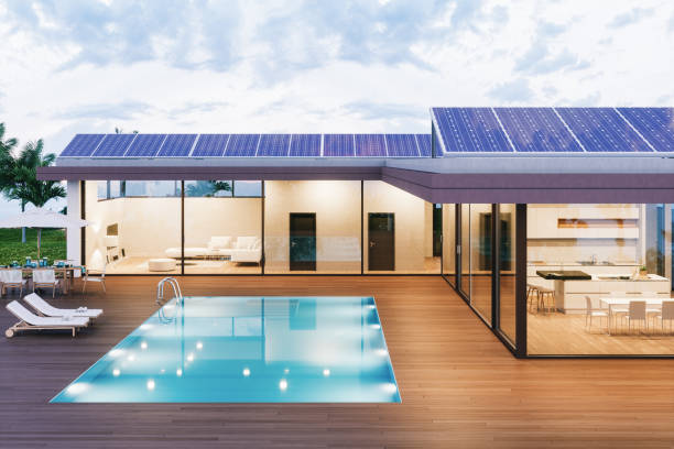 villa di lusso con pannelli solari - swimming pool luxury mansion holiday villa foto e immagini stock