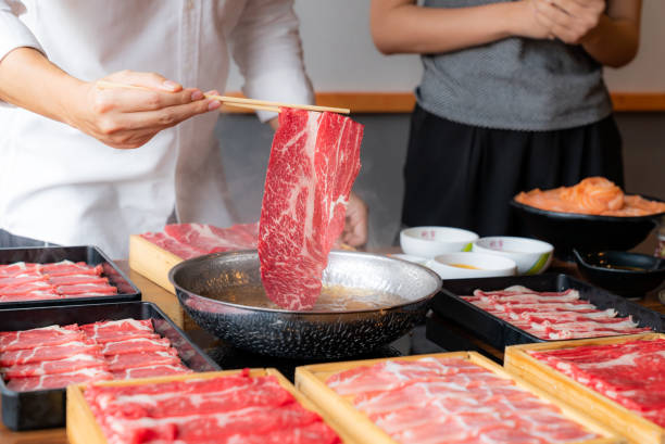 しゃぶしゃぶ料理 - shabushabu ストックフォトと画像