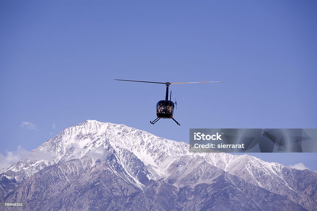 Robinson helicóptero - Foto de stock de Helicóptero libre de derechos