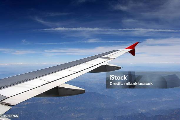 Air Viaggi - Fotografie stock e altre immagini di A mezz'aria - A mezz'aria, Aeroplano, Ala di aeroplano
