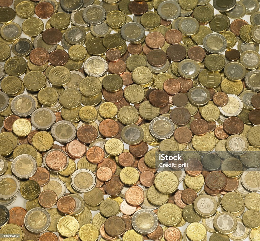 Fond avec des pièces de monnaie euro - Photo de Activité bancaire libre de droits