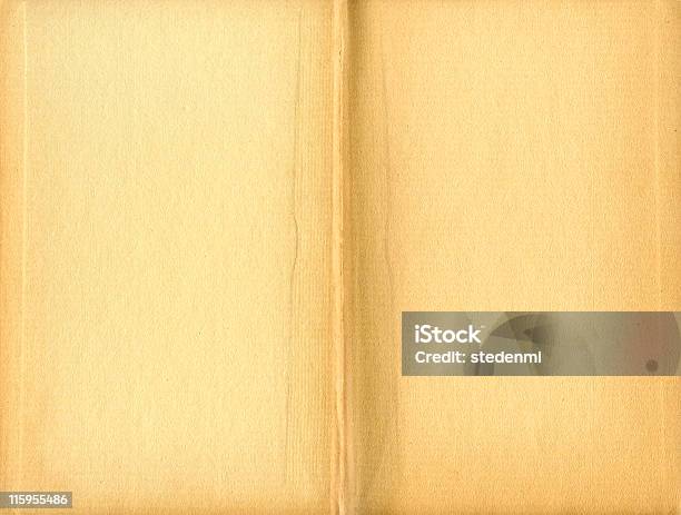 旧 Grunged 染色内に黄色いブックページ - カラー画像のストックフォトや画像を多数ご用意 - カラー画像, グランジ加工, シミ汚れ