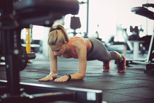 istock Strengthen the muscles. 1159576932