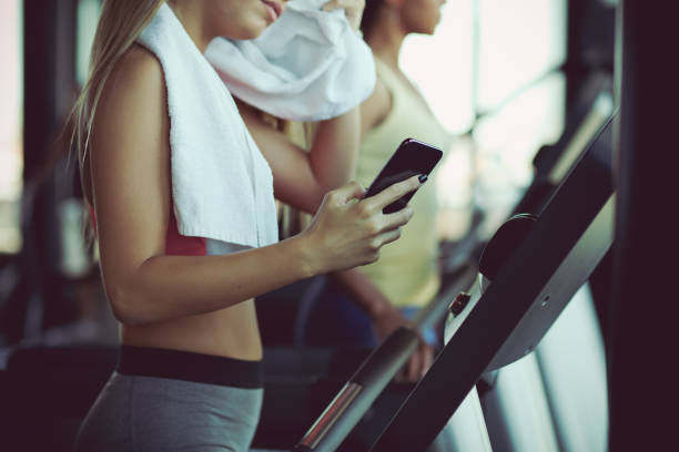 istock What are the new exercises on the Internet? 1159578710
