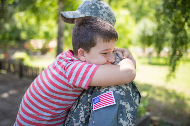 istock Daddy has to go defend the country 1159604157
