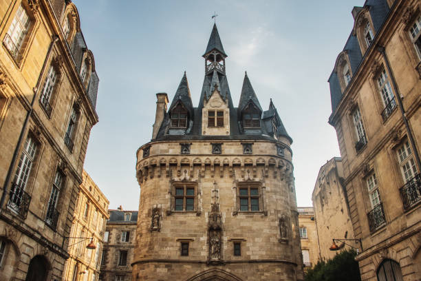 istock Porte Cailhau, Bordeaux 1159634692