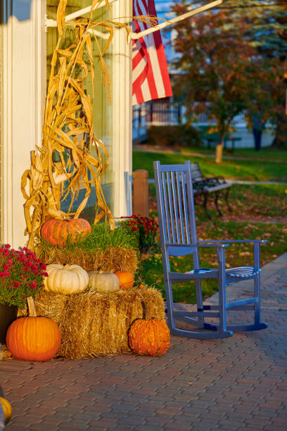 street in stowe town at autumn in vermont - town rural scene road new england imagens e fotografias de stock