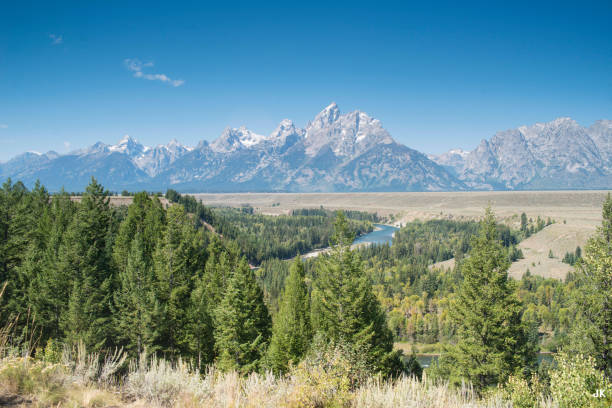 istock THe Grand Tetons and Snake River 1159683975