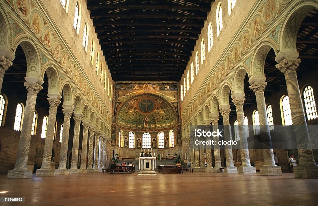 Ravenna, Interior de Sant'Apollinare in Classe - Foto de stock de Ravenna royalty-free