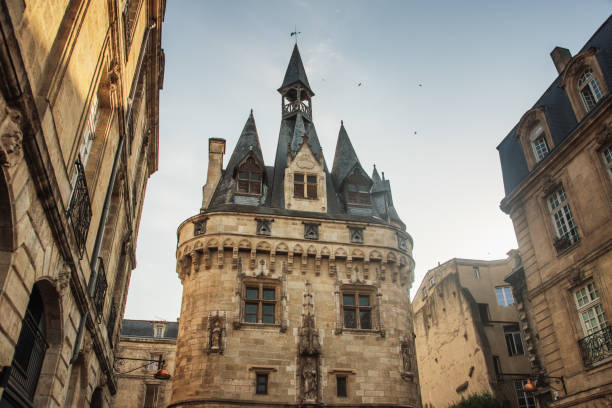 istock Porte Cailhau, Bordeaux 1159696842