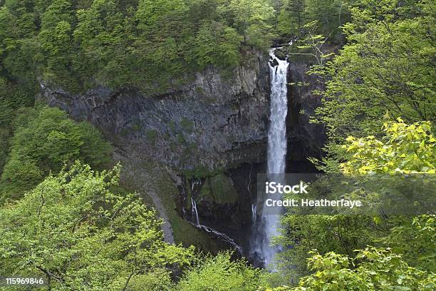 華厳の滝 - カラー画像のストックフォトや画像を多数ご用意 - カラー画像, 写真, 小川