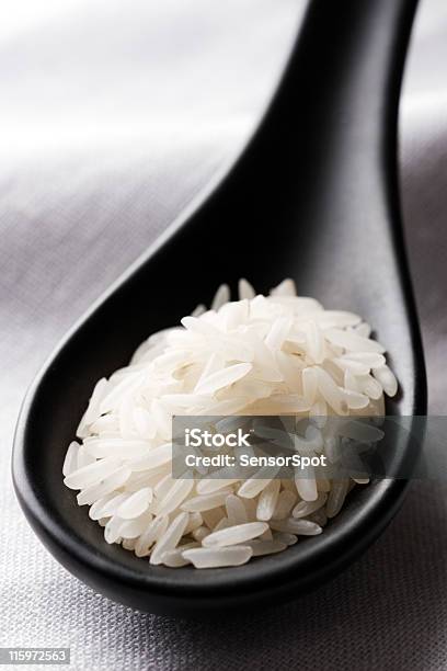 Arroz Basmati Foto de stock y más banco de imágenes de Alimento - Alimento, Arroz - Comida básica, Arroz - Grano