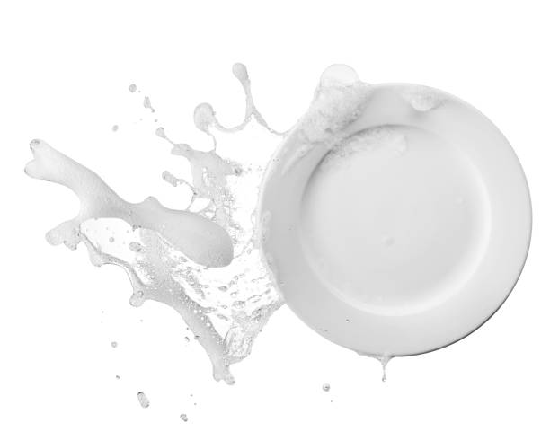 washing dishes water containing soap and bubble splashing on plate wash dishes stock pictures, royalty-free photos & images