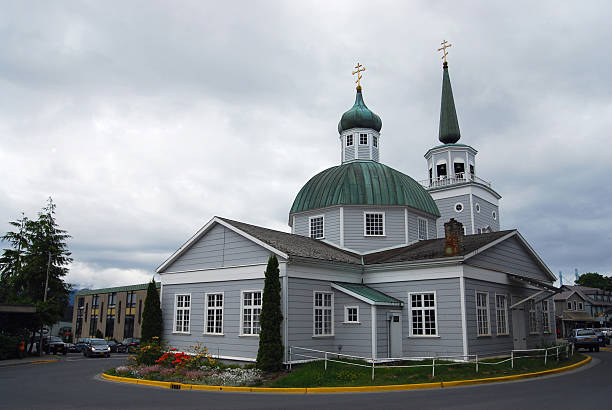 st. michael's catedral ortodoxa russa, sitka, alasca - sitka imagens e fotografias de stock