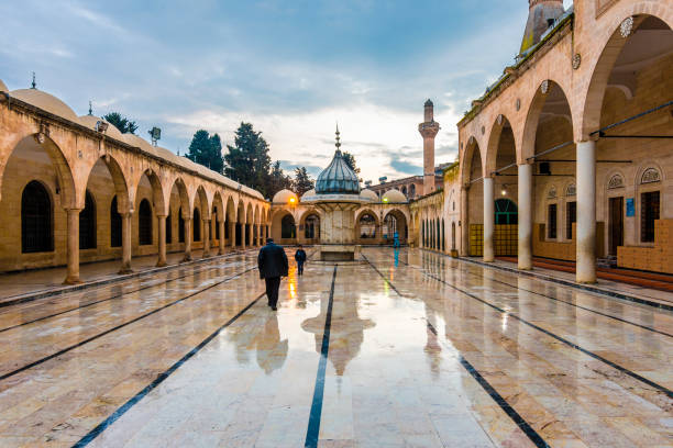 sanliurfa city in turkey - nemrud dagh mountain turkey history imagens e fotografias de stock