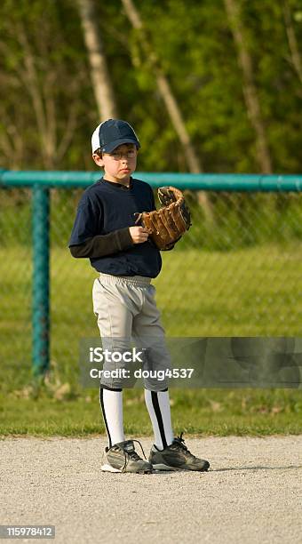 Tempo De Reprodução - Fotografias de stock e mais imagens de Atividade desportiva - Atividade desportiva, Basebol, Brincalhão