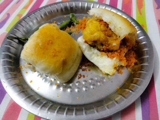 istock vada pav picture for social media template 1159787167