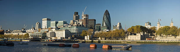 강 템스, 런던. - crane skyline uk tower of london 뉴스 사진 이미지