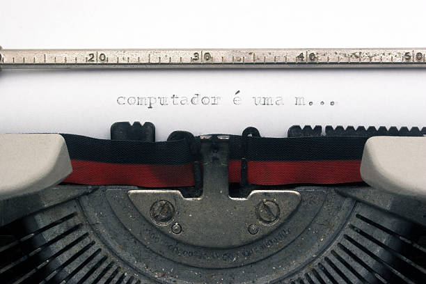 istock Computer is a sh... written in portuguese 115979761