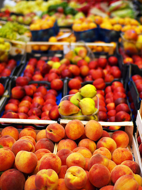 istock Farmers market 115985358