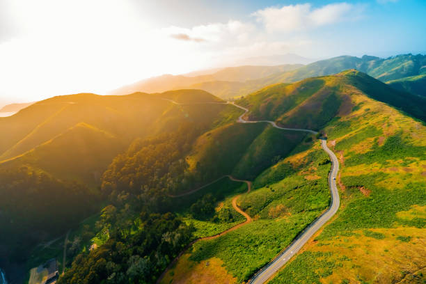 vista aerea di marin headlands al tramonto - marin county foto e immagini stock