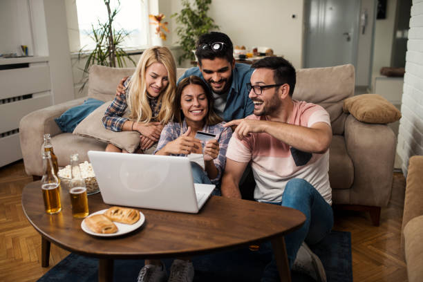istock Friends shopping online 1159859852