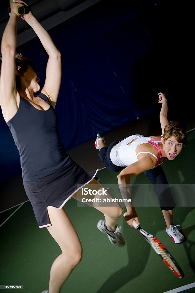Теннис fun - Стоковые фото Агрессия роялти-фри