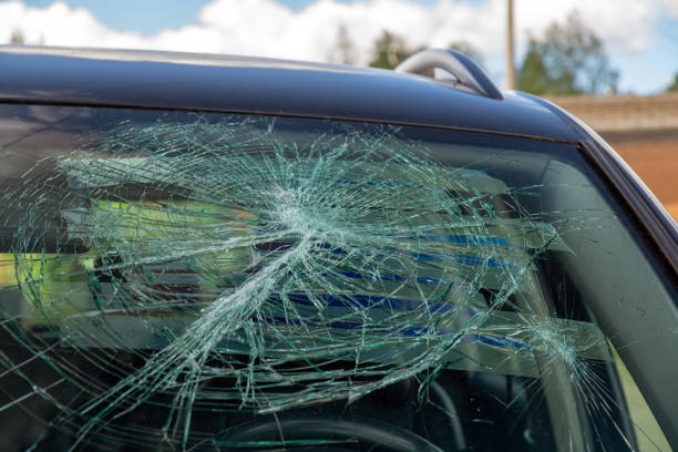 broken car windshield. consequences of a traffic accident - fender bender imagens e fotografias de stock