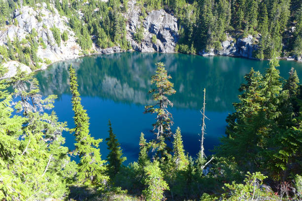 istock Tuck Lake, Alpine Lakes Wilderness 1159921883