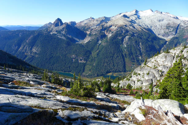 istock Mount Daniel from Robin Lakes Trail, Alpine Lakes Wilderness 1159922537